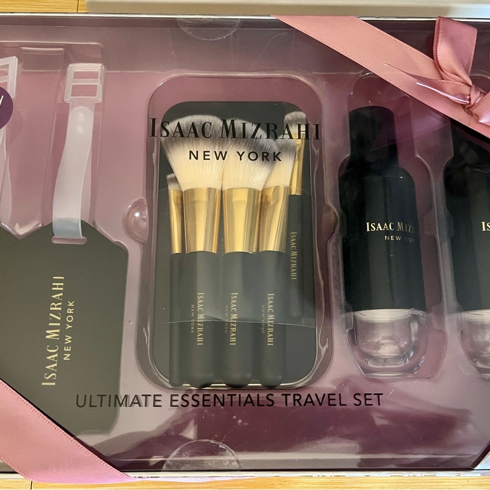 Isaac Mizrahi Ultimate Essentials Travel Set